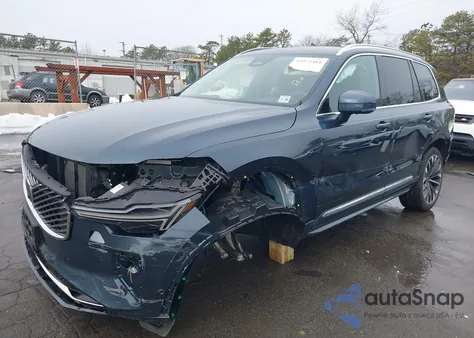 2025 Volvo Xc90 B5 Plus 7-Seater z USA, uszkodzony, nr VIN YV4M12PB3S1360133